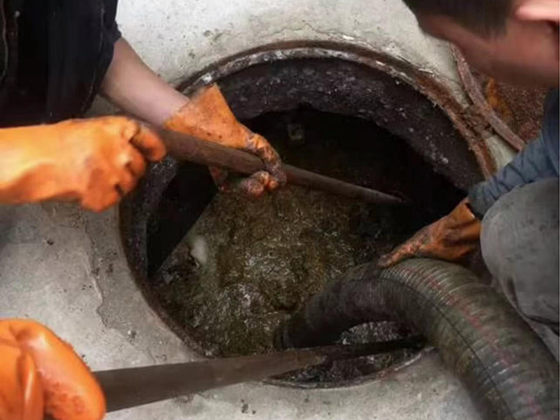 泗阳清理化粪池时如何避免沼气的危害?